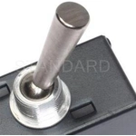 Order Commutateur de réservoir de carburant auxiliaire de BLUE STREAK (HYGRADE MOTOR) - DS2301 For Your Vehicle
