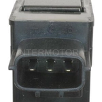 Order Ignition Coil by BLUE STREAK (HYGRADE MOTOR) - UF586 For Your Vehicle