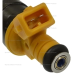 Order New Fuel Injector by BLUE STREAK (HYGRADE MOTOR) - FJ381 For Your Vehicle