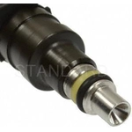 Order New Fuel Injector by BLUE STREAK (HYGRADE MOTOR) - FJ680 For Your Vehicle