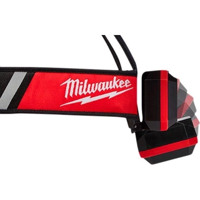 MILWAUKEE - 2115-21 - 600 lm Low-Profile Black/Red LED Headlamp pa10