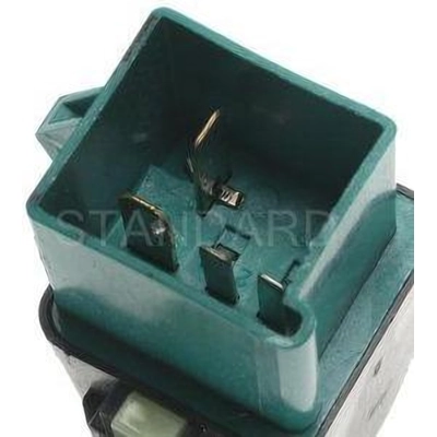 Air Conditioning Compressor Clutch Relay by BLUE STREAK (HYGRADE MOTOR) - RY610 pa35