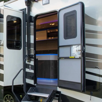 Automatic RV Screen Door Closer by LIPPERT COMPONENTS - 730815 pa8