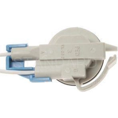 Connecteur d'interrupteur des feux de recul par BLUE STREAK (HYGRADE MOTOR) - S767 pa1