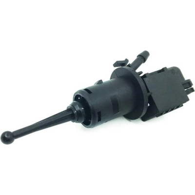Clutch Master Cylinder by SKP - SKCM640165 pa1
