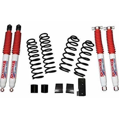 Coil Spring Lift Kit by SKYJACKER - JK200BPHSR pa2