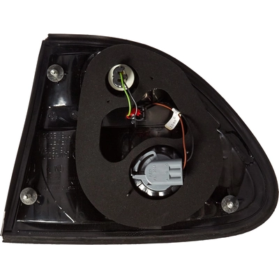 Driver Side Back Up Lamp Assembly - GM2882103 pa2