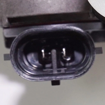 Driver Side Fog Lamp Assembly - SU2592126 pa2