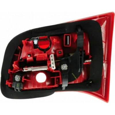 Driver Side Inner Taillamp Assembly - AU2802103 pa2