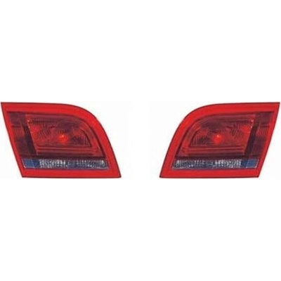 Driver Side Inner Taillamp Assembly - AU2802105 pa1