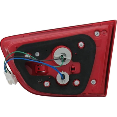 Driver Side Inner Taillamp Assembly - KI2802108 pa2