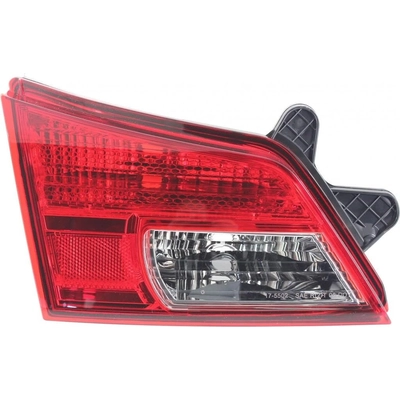 Driver Side Inner Taillamp Assembly - SU2802101 pa3