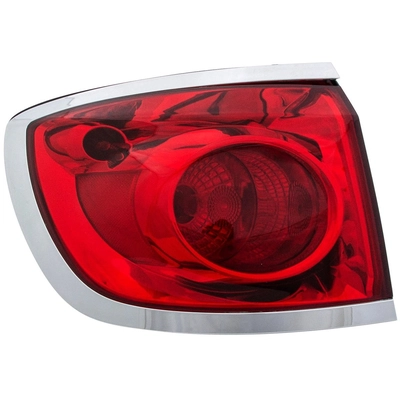 Driver Side Outer Taillamp Assembly by EAGLE EYES LIGHTS - GM528-B000L pa2
