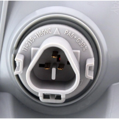 Driver Side Outer Taillamp Assembly - NI2804101 pa4