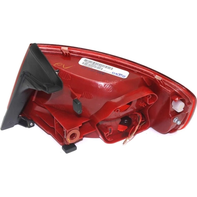Driver Side Outer Taillamp Assembly - AU2804101 pa2