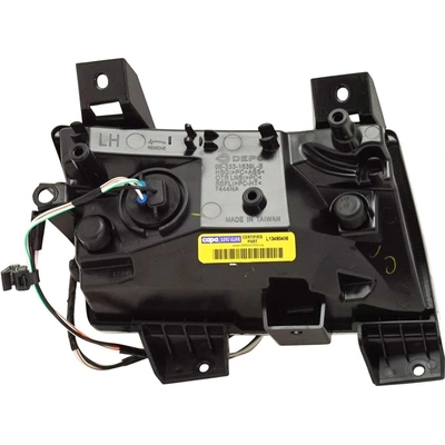Driver Side Parklamp Assembly - CH2520150 pa2