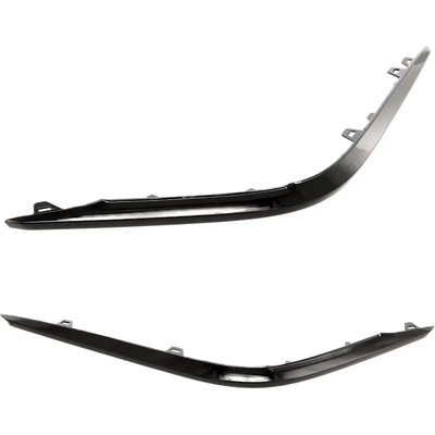 Driver Side Rear Bumper Molding - GM1146120 pa1