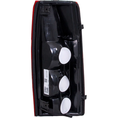 Driver Side Taillamp Assembly by EAGLE EYES LIGHTS - GM080-U000L pa2