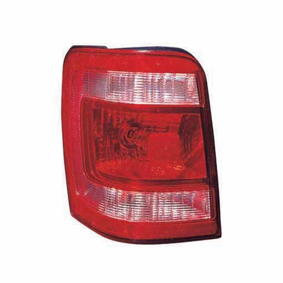 Driver Side Taillamp Assembly - FO2800210R pa1