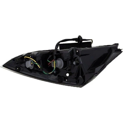 Driver Side Taillamp Assembly - MI2800121 pa2