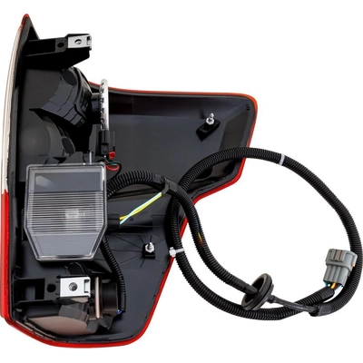Driver Side Taillamp Assembly - NI2800213 pa2