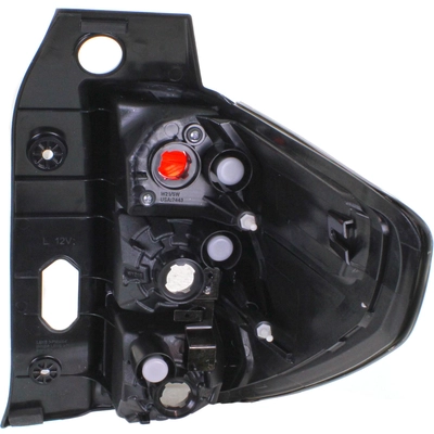 Driver Side Taillamp Lens/Housing - SU2818102C pa2