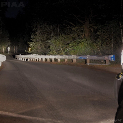 Lumière de conduite et antibrouillard de PIAA - 13055 pa3