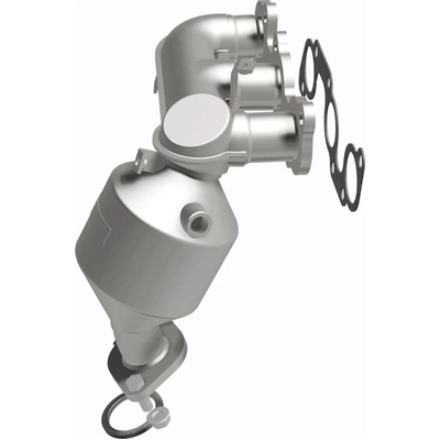 Exhaust Manifold And Converter Assembly by MAGNAFLOW - 452015 pa3