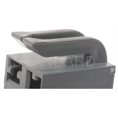 Fog Lamp Switch Connector by BLUE STREAK (HYGRADE MOTOR) - RY66 pa2