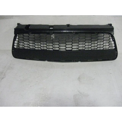 Front Bumper Grille - MA1036106 pa1