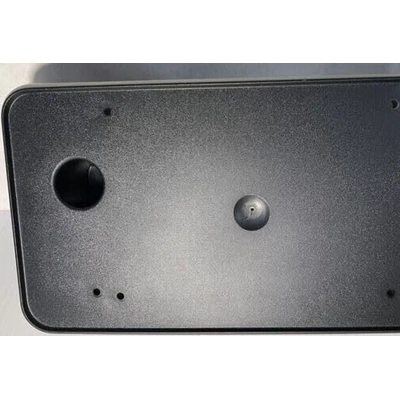 Front Bumper License Bracket - GM1068250 pa2