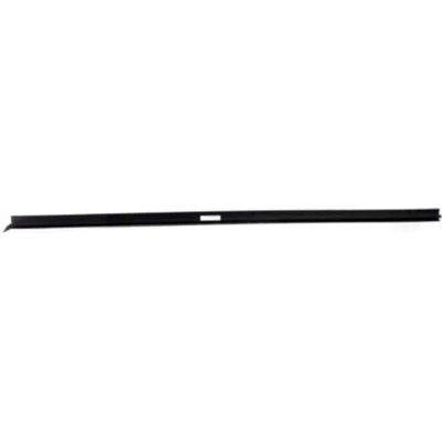 Front Driver Side Door Weatherstrip - GM1390152 pa2