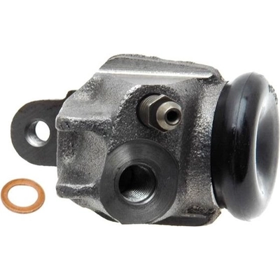 Front Left Wheel Cylinder by RAYBESTOS - WC32551 pa30