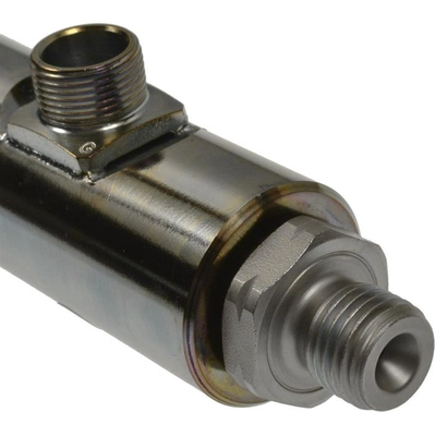 Fuel Injector Rail by BLUE STREAK (HYGRADE MOTOR) - FIR9 pa2