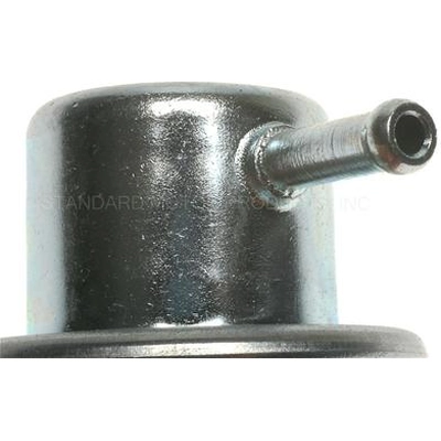 Fuel Pressure Regulator by BLUE STREAK (HYGRADE MOTOR) - PR160 pa2