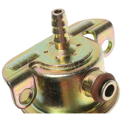 Fuel Pressure Regulator by BLUE STREAK (HYGRADE MOTOR) - PR17 pa1
