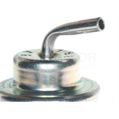 Fuel Pressure Regulator by BLUE STREAK (HYGRADE MOTOR) - PR195 pa2
