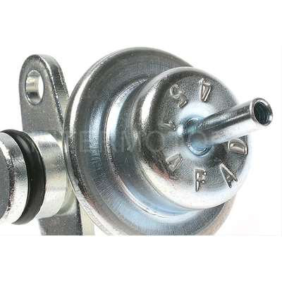 Fuel Pressure Regulator by BLUE STREAK (HYGRADE MOTOR) - PR309 pa2