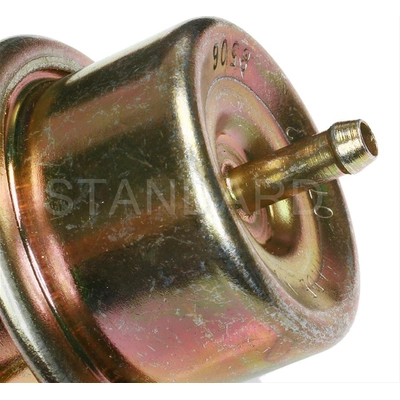 Fuel Pressure Regulator by BLUE STREAK (HYGRADE MOTOR) - PR7 pa2