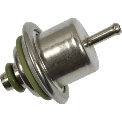 Fuel Pressure Regulator by STANDARD - PRO SERIES - PR472 pa1