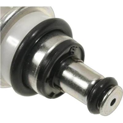 Fuel Pressure Regulator by STANDARD - PRO SERIES - PR504 pa1