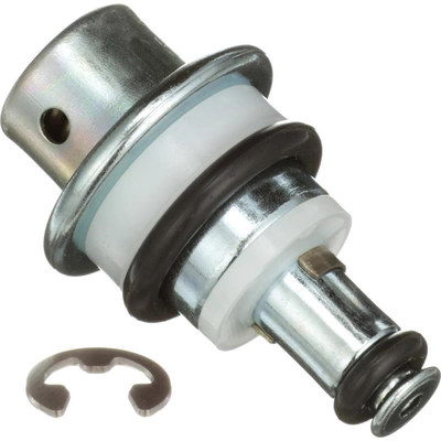 Fuel Pressure Regulator by STANDARD - PRO SERIES - PR614 pa1