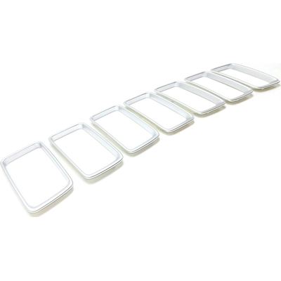 Grille Molding - CH1210117 pa2