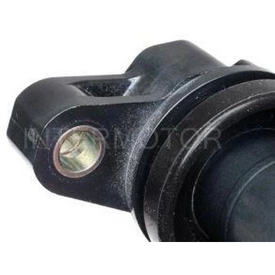 Ignition Coil by BLUE STREAK (HYGRADE MOTOR) - UF630 pa1