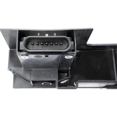 Ignition Coil by GLOBAL PARTS DISTRIBUTORS - 1813760 pa1