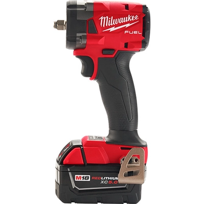 MILWAUKEE - 2854-22R - Compact Impact Wrench With Friction Ring Kit pa1