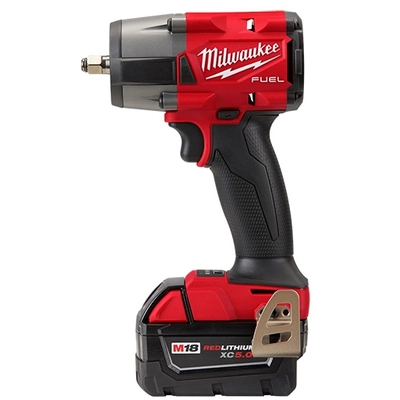 MILWAUKEE - 2960-22R - Mid - Torque Impact Wrench with Friction Ring Kit pa1