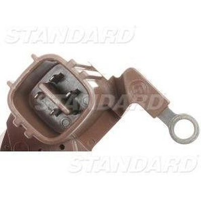New Alternator Regulator by BLUE STREAK (HYGRADE MOTOR) - VR595 pa4