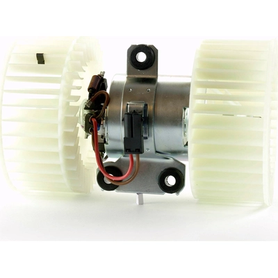New Blower Motor With Wheel by NISSENS - 87114 pa1