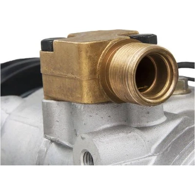 New Compressor And Clutch by FOUR SEASONS - 68704 pa17